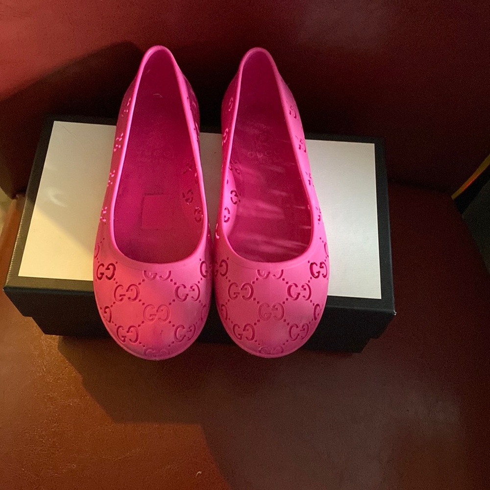 Gucci jelly pink